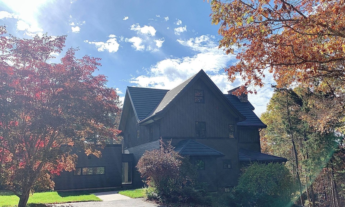 Bedford House | JUST renovated heritage home in unparalleled location with private tennis court