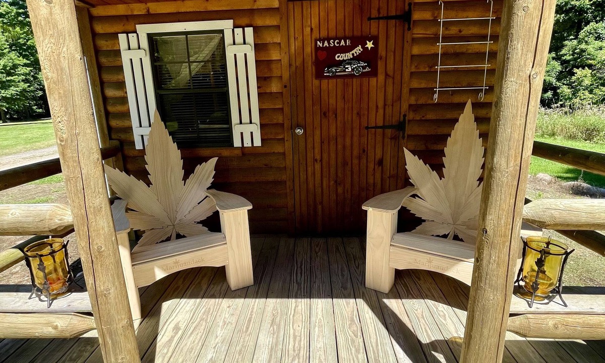 Brooklyn Cabin | Kamp 42 Degrees Campground