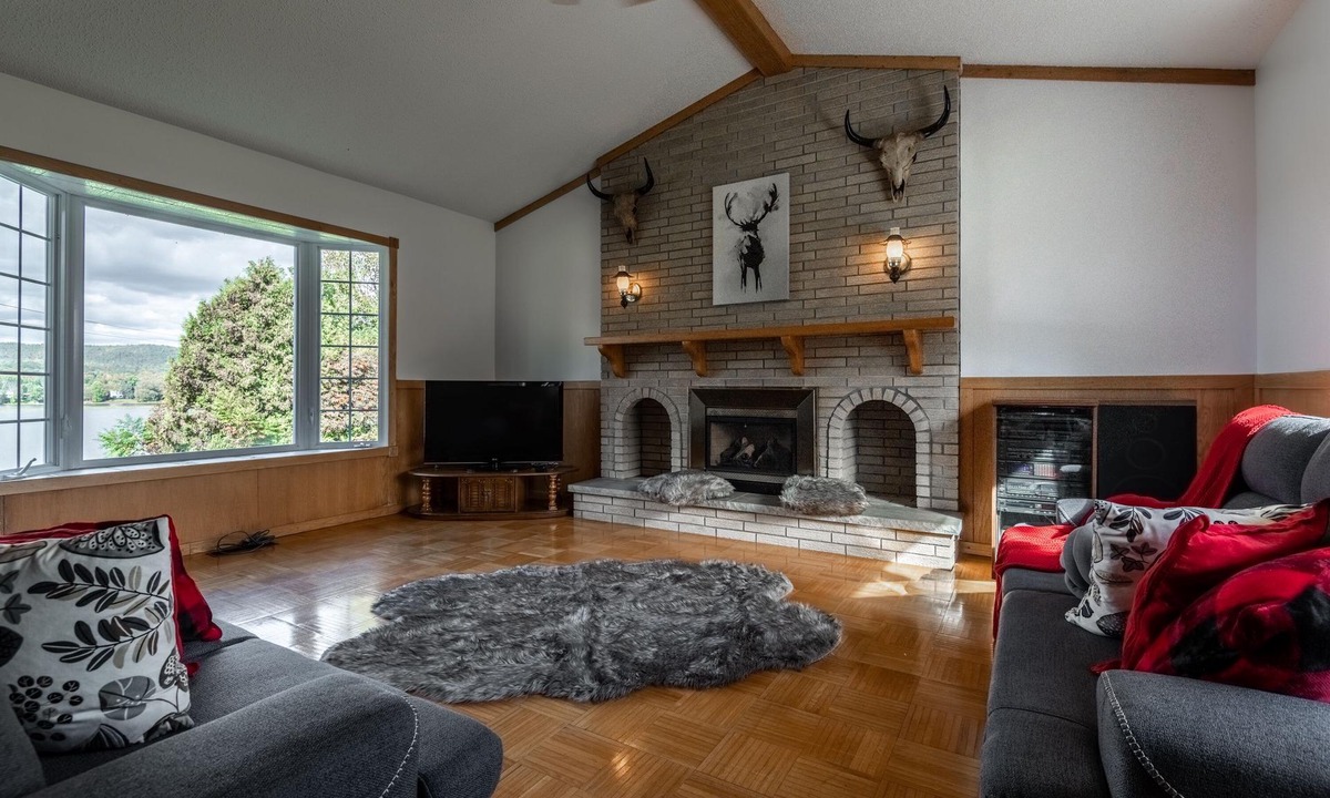 Plantagenet Ski Chalet | King of the hill