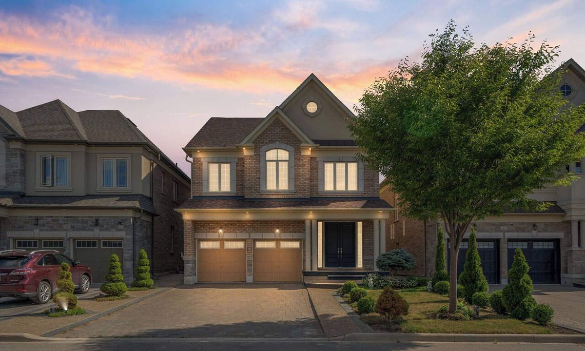 Vaughan House | Kleinburg, wonderland, near Pearson airport. Sleep 12 Wedding & family reunion.