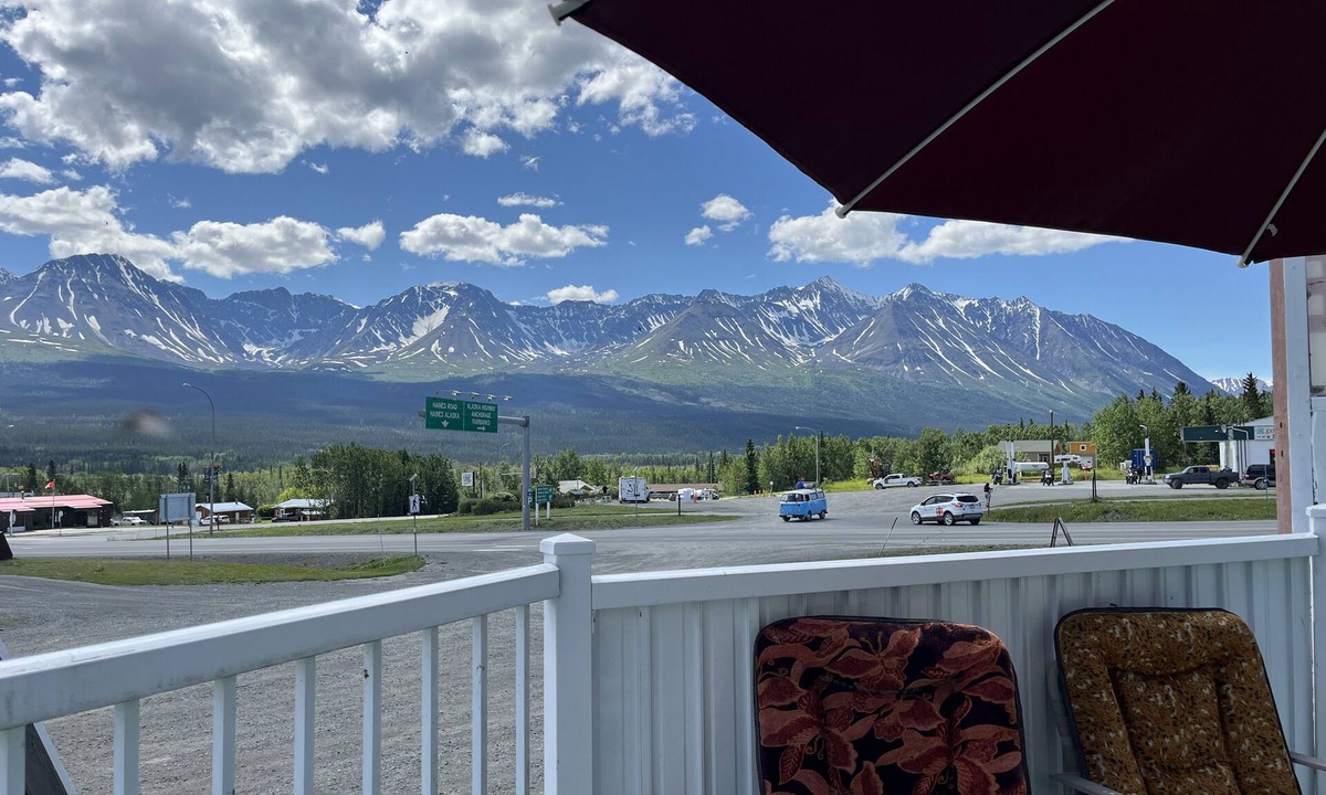 Haines Junction Hotel | Kluane Park Inn