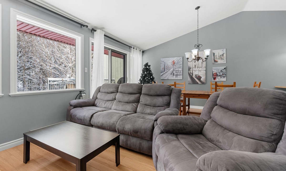 Stoneham Condo | L'Adirondacks