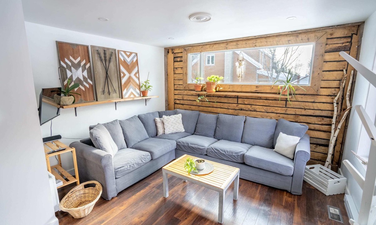 Saint-Brigitte-de-Laval House | L'Uatik | Au Coeur des Montagnes