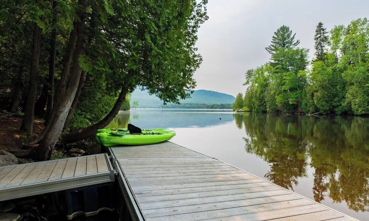 Saint Donat Ski Chalet | Lake access | BBQ & Fireplace | Workspace