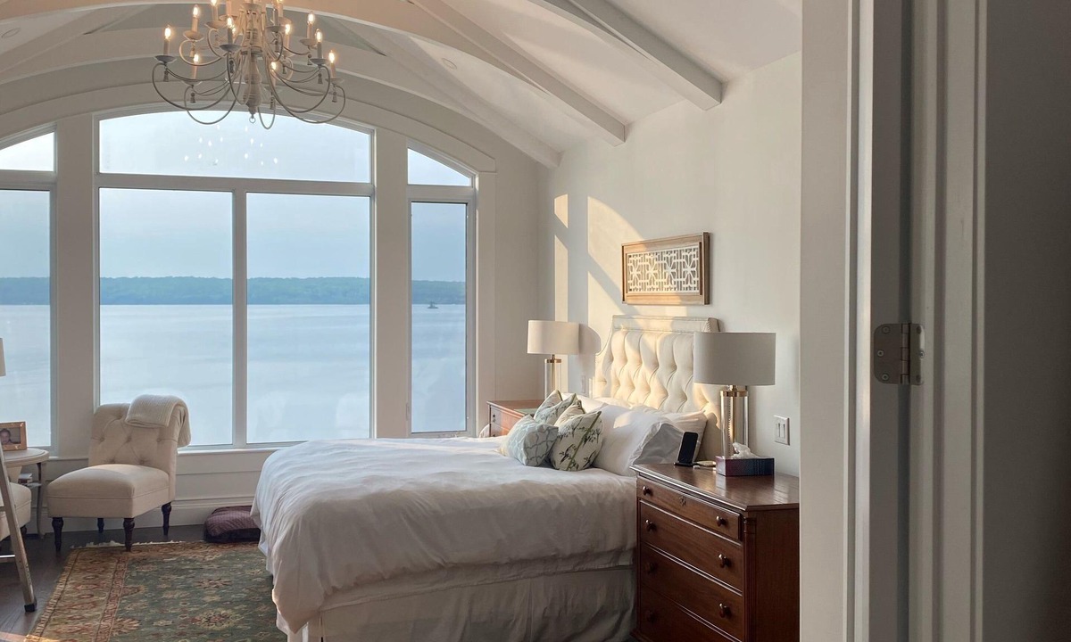 Marmora House | Lake side Chateau and Coach House with private beach and Hot Tubs.