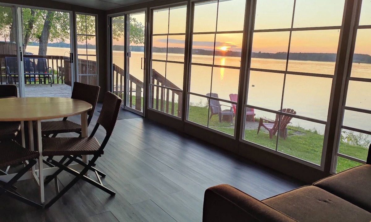 Cherry Valley Cottage | Lakefront Cottage Near Sandbanks with Sunset View and Picton