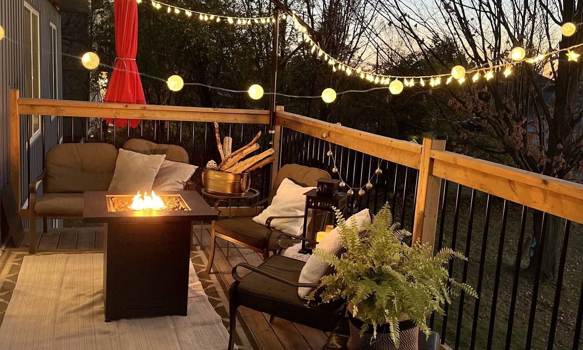 Valentia Cottage | Lakeview Cozy Cottage: Close to Water for Swimming, Fishing & Kayaking