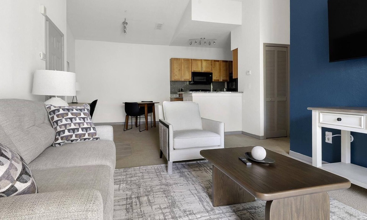 Gainesville Apartment | Landing | Incredible 1BD, Gym, Tennis Court