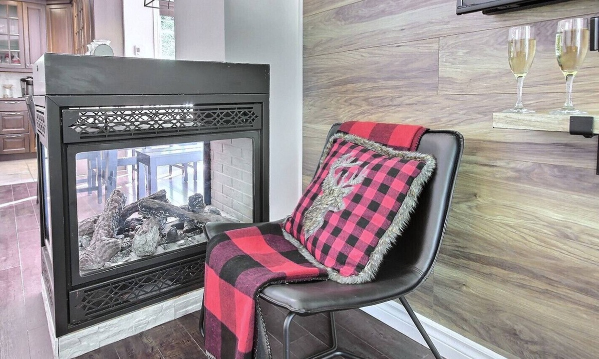 Stoneham-et-Tewkesbury Ski Chalet | 🌟Le Repère 🌟 Beach 🏖️ Spa 💦Sauna 🧖‍ Billiards🎱