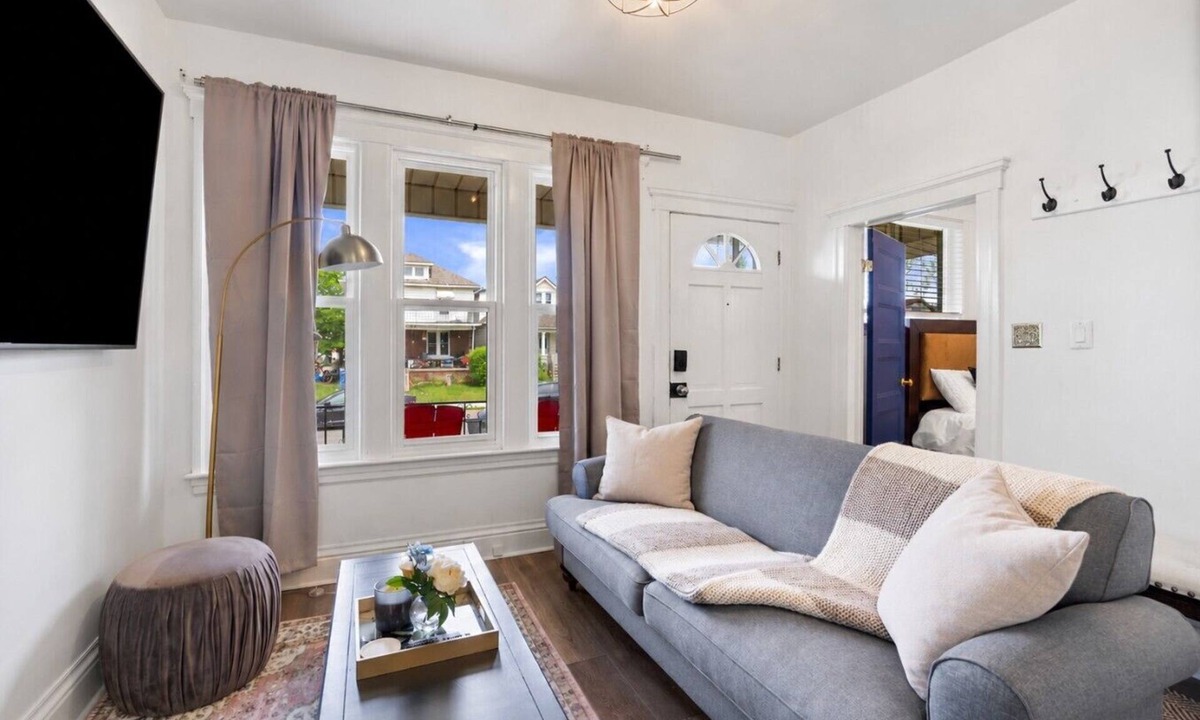 Walkerville House | Little Italy 4BR Home | Garage, Yard & Parking
