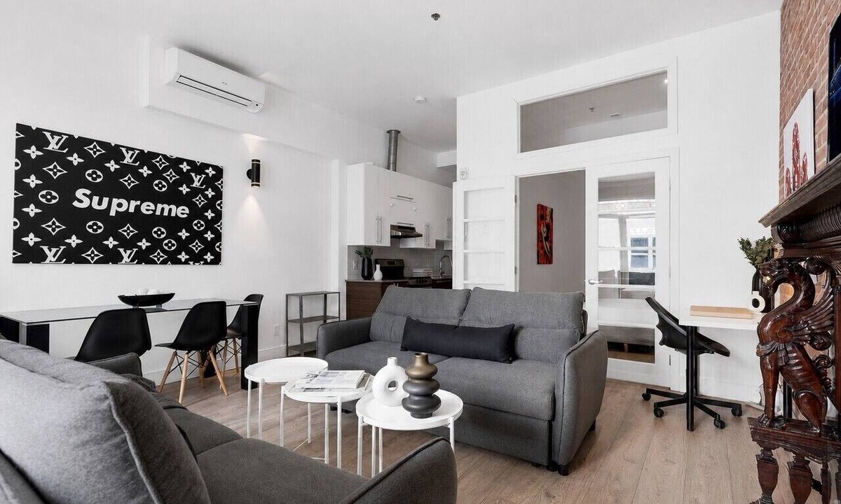 Downtown Montreal Apartment | LiV MTL Downtown Montreal Spacious Urban Suites