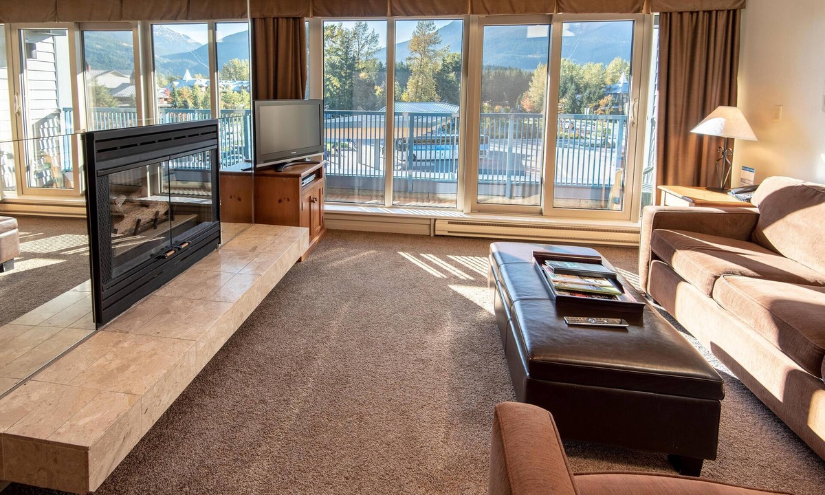 Whistler Village Condo | Lovely Condo on Village Stroll. Enjoy a Large Balcony, WiFi, and Private Hot Tub