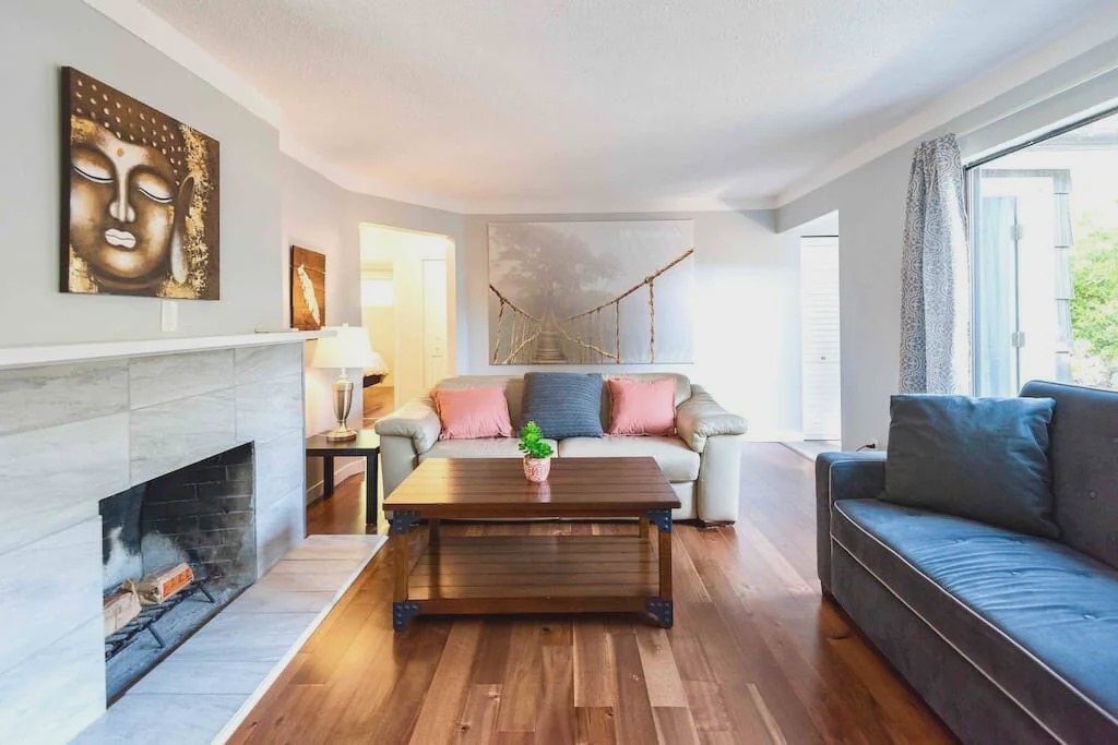 Saanich East House | LOVELY HOME 10 MINUTES TO DOWNTOWN !!!