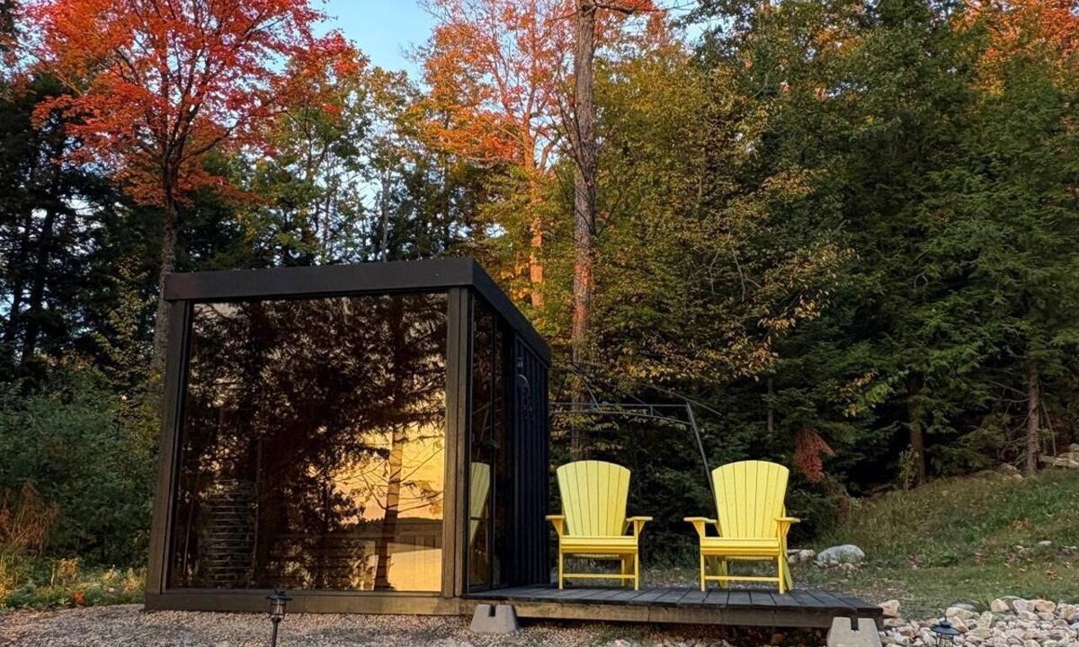 Madawaska Valley Cottage | Luxury Lakefront Cottage | Hot Tub, Sauna & Private Beach | Sleeps 12