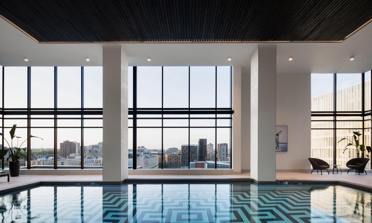 Milton Park Apartment | Luxury Studio in Heart of MTL 907 | Metro access