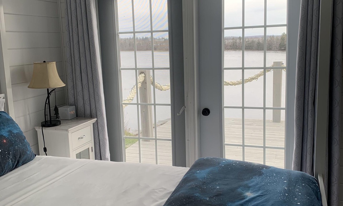 Wedgeport House | Luxury Waterview 2 Bedroom Suites, Sleeps 4
