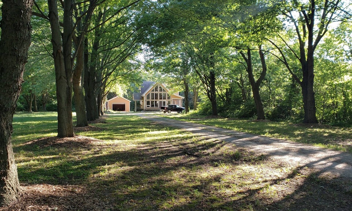Kingsville Cottage | Maple Alley Retreat on Pelee Island