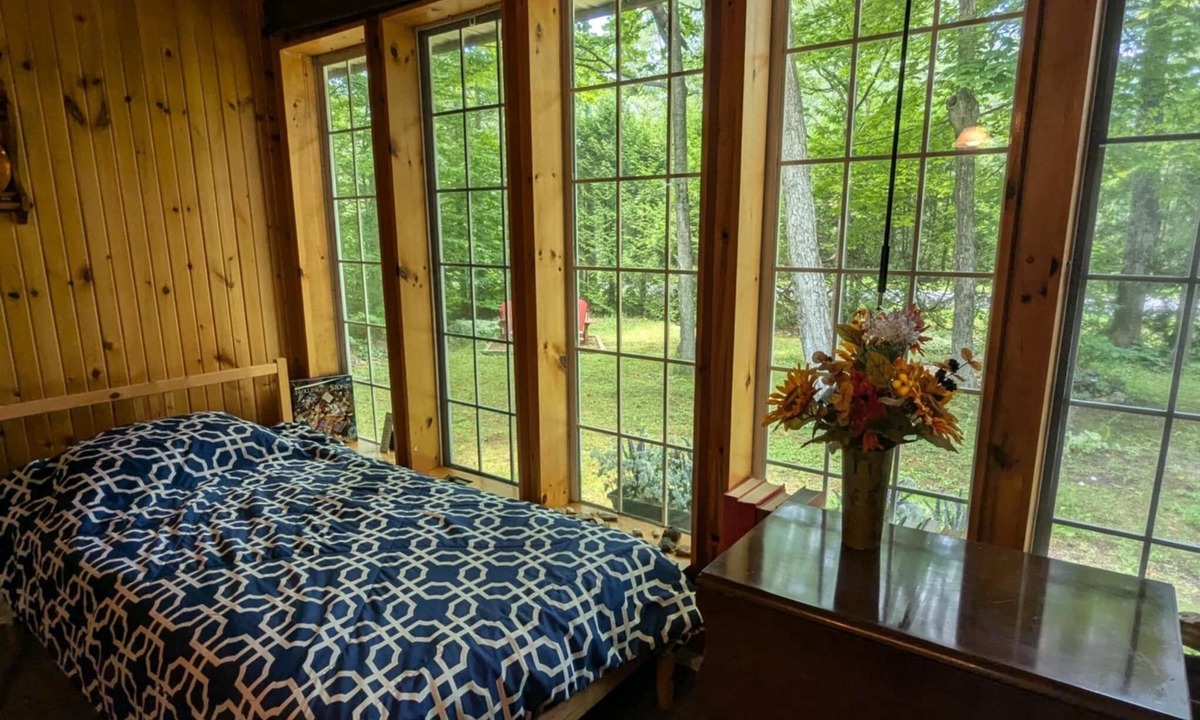 Miller Lake Cottage | Miller Lake North Bruce Peninsula family cottage