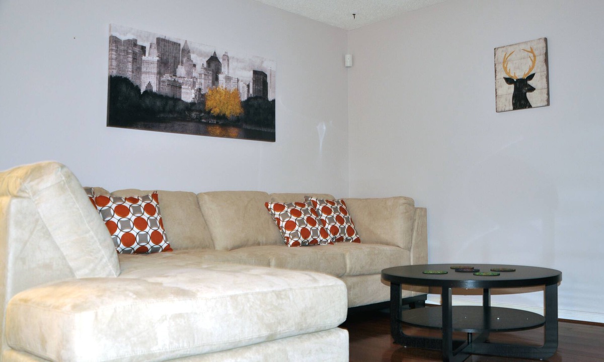 Central Erin Mills House | Mingde home in Mississauga Streetsville