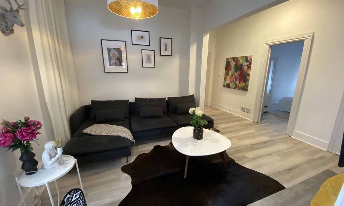 London House | Modern 3 Bedroom - Close to DT