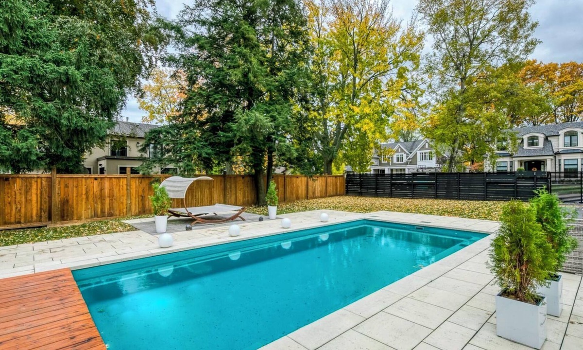 West Oakville House | Modern Luxury Designer Home the poshest neighbourhood in Canada