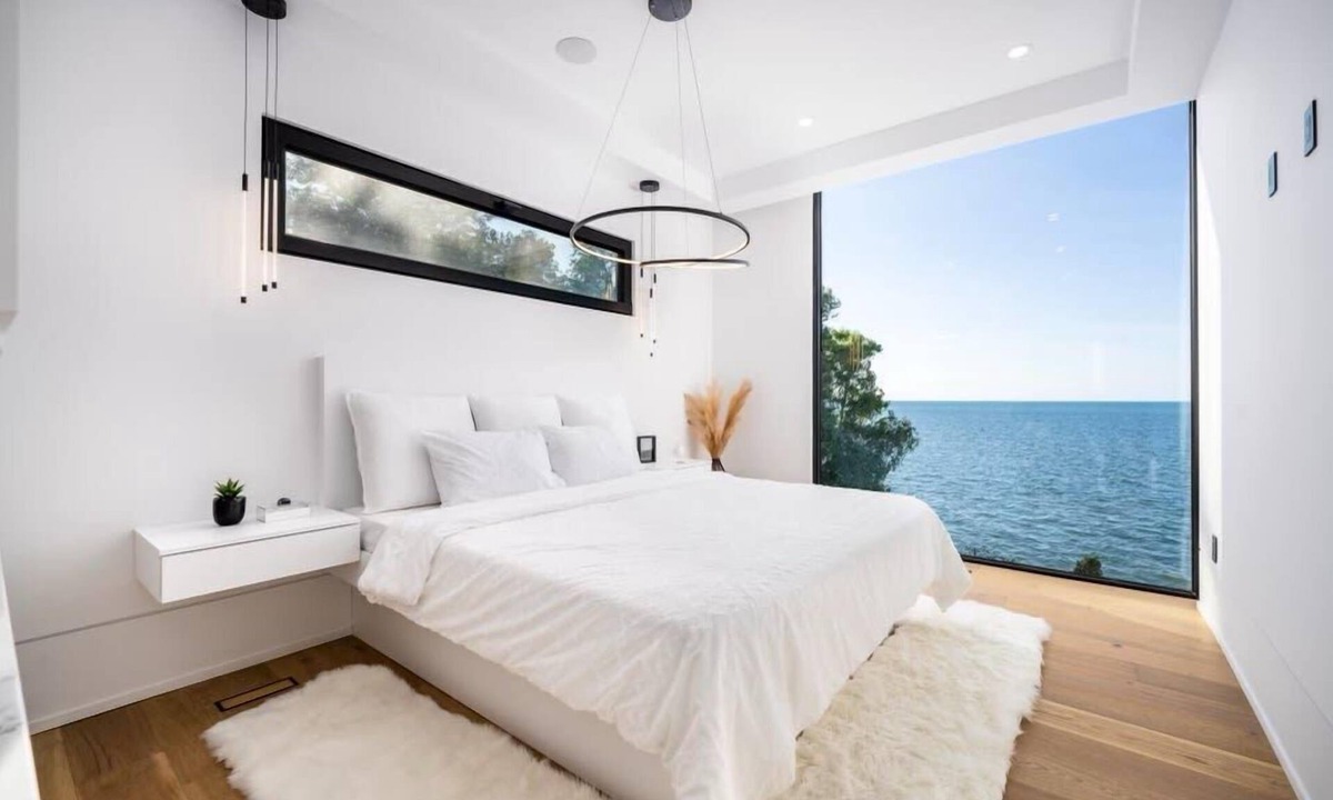 Virgil House | Modern Waterfront House - Custom Built!