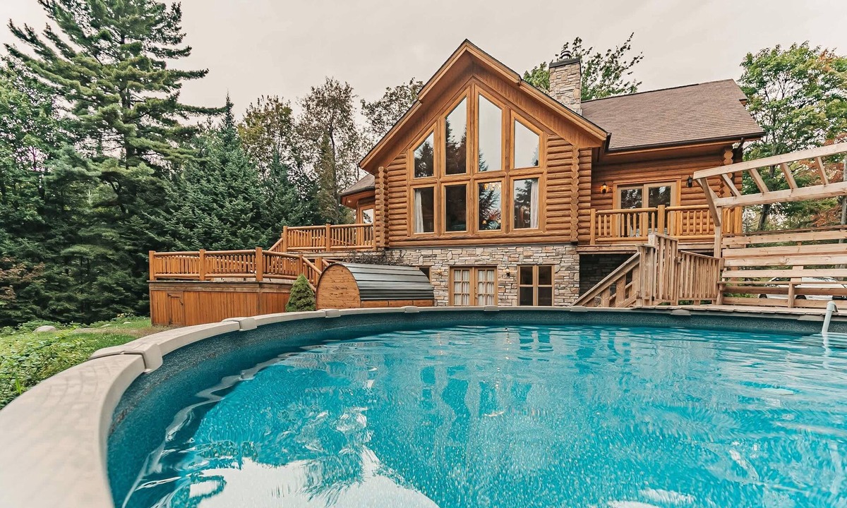 Fiddler Lake Resort Ski Chalet | Mountain-View Cottage: Hot Tub, Sauna & Pool