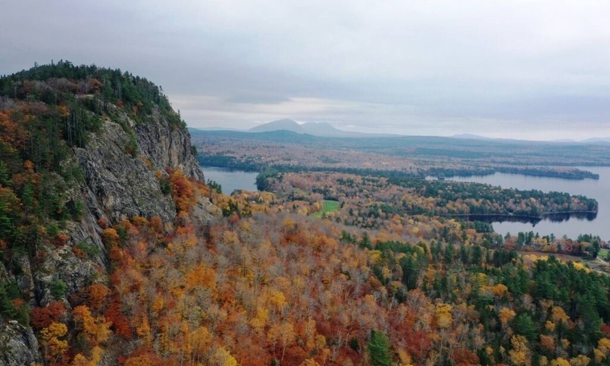 Northwest Piscataquis Condo | Mountain View Loft (Stunning Mountain Views!)