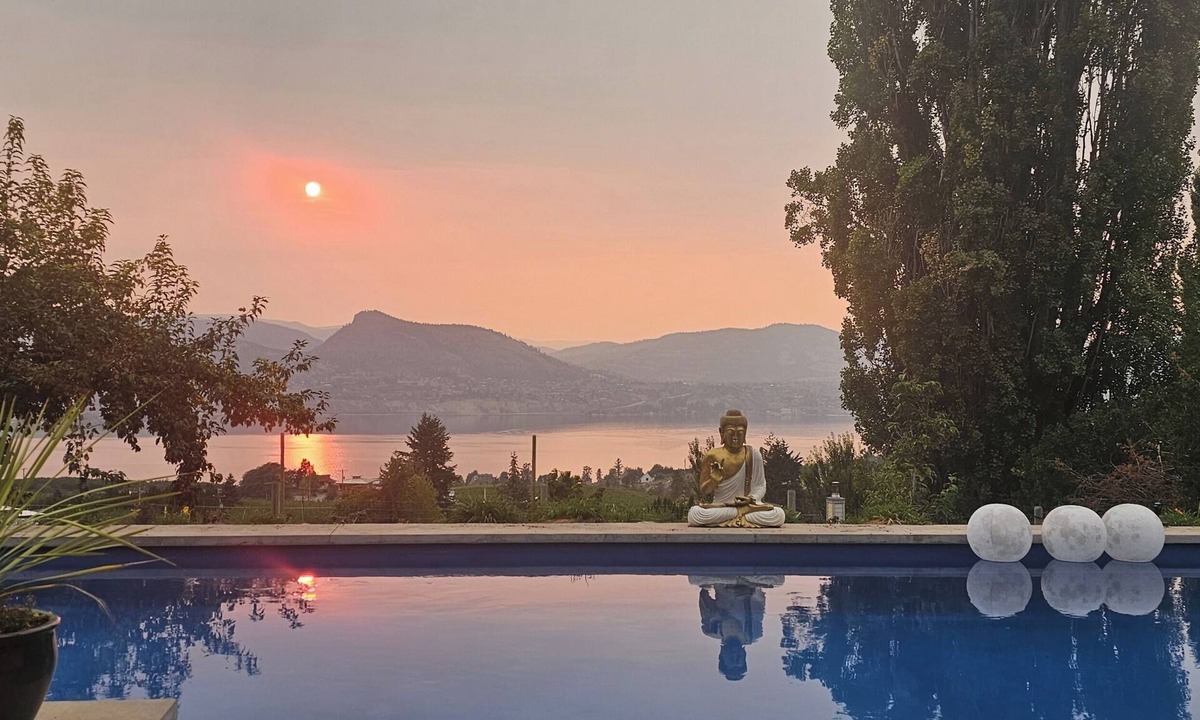 Okanagan-Similkameen Other | Naramata Vineyard Vacation Suite . Saltwater Pool . Walk to Wineries