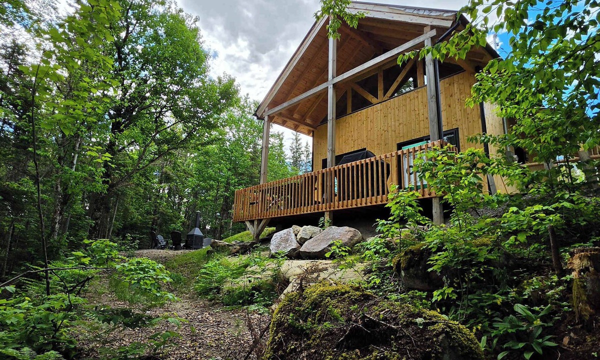 Sainte Rose du Nord Ski Chalet | Nature & SPA | Chalet du Sommet