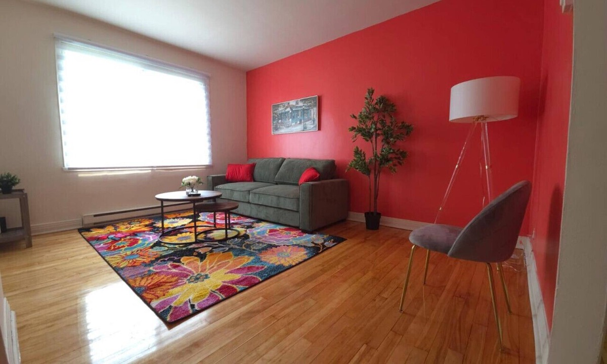 Monkland Village Apartment | NDG & Montreal getaway
