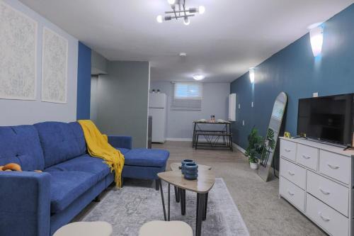 Capitol Hill Apartment | Near Stampede 2BD Self check in wifi Downtown
