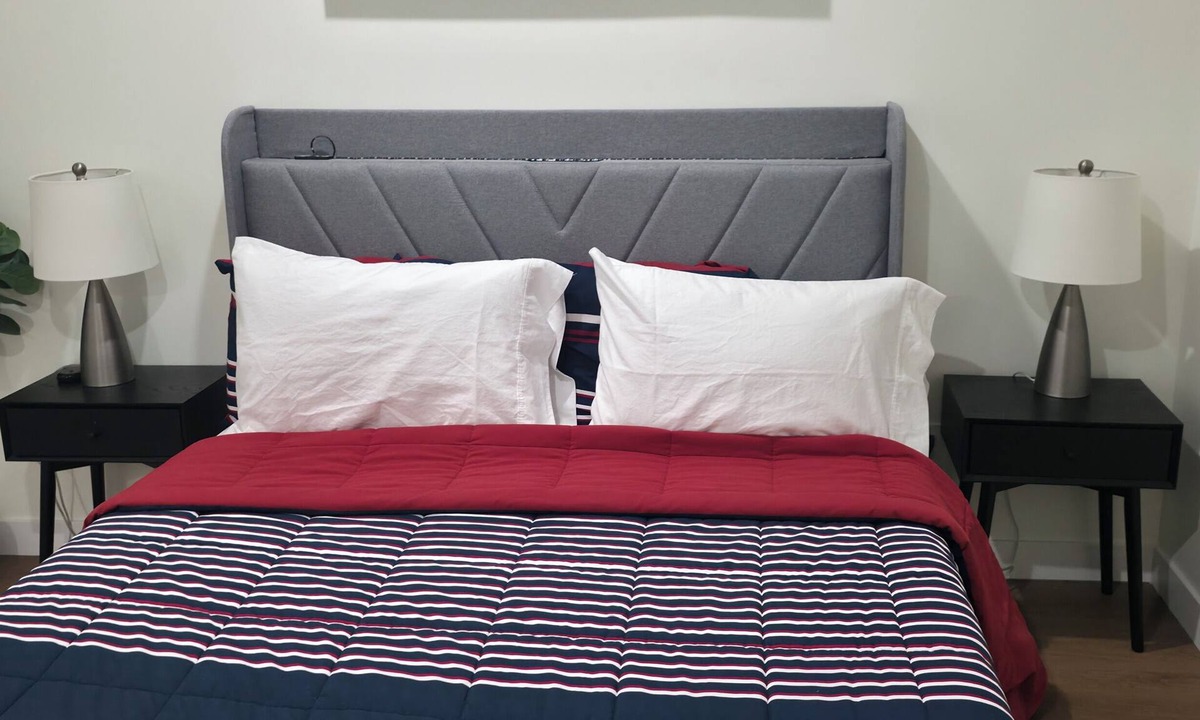 Griesbach House | New Cozy One bed Suite close to downtown Edmonton.For Leisure and Business Stay