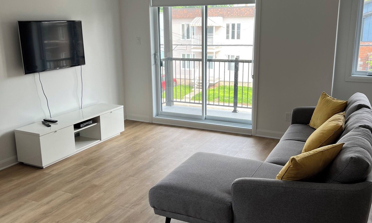 Valleyfield Apartment | Newly built modern and cozy apartment