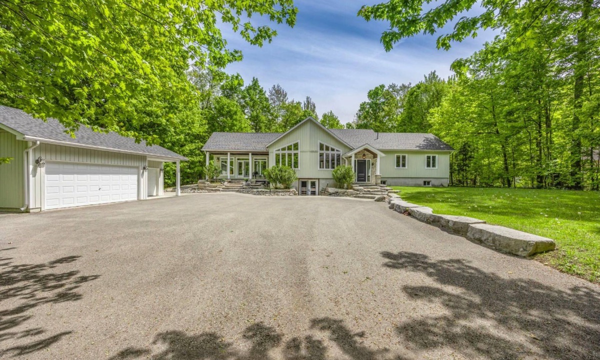 Tiny Cottage | Nonno Vince's Cottage!