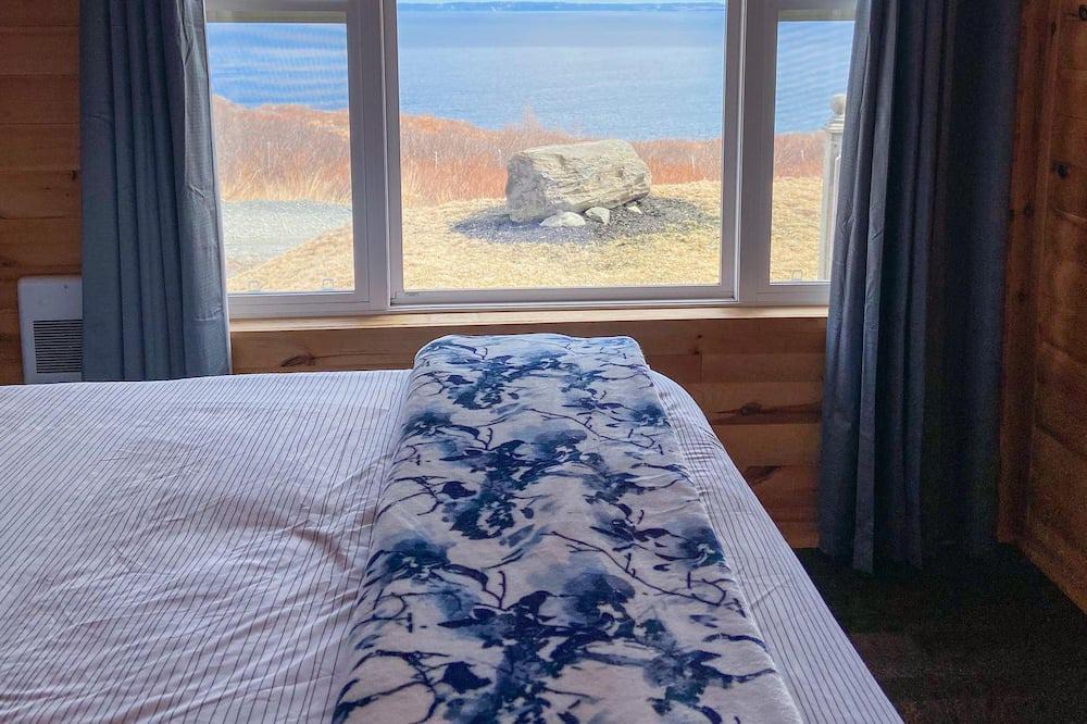 Carbonear Cabin | Ocean Views & Rich History: On The Rock Cabins