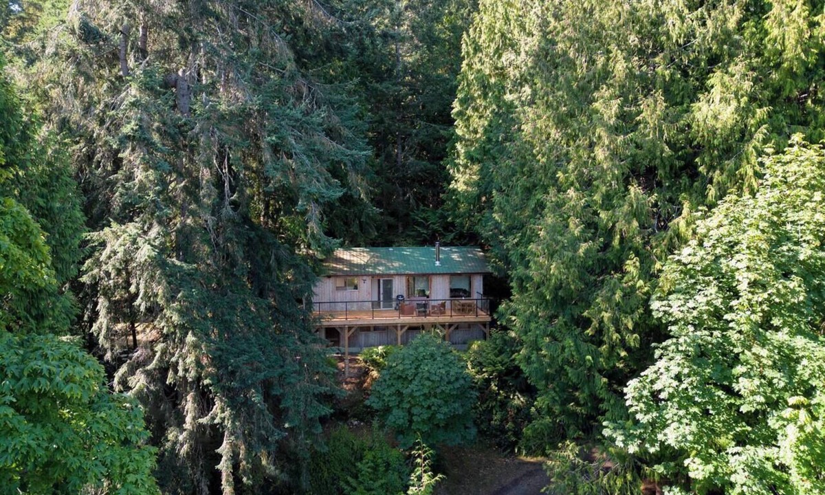 Salt Spring Island House | Ocean Vista in the woods on Salt Spring Island, BC