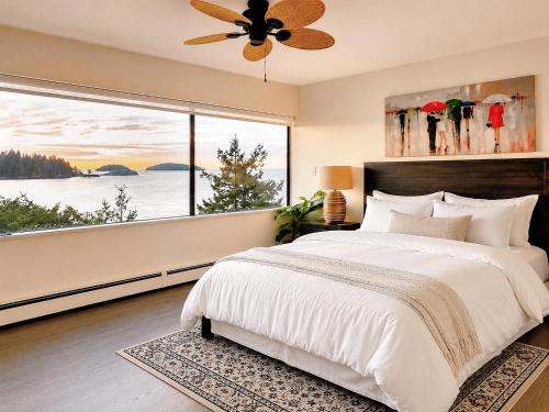 Gibsons House | Oceanfront Escape with Private Bath and Beach Access