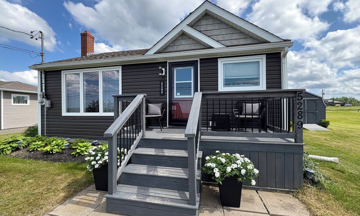 Sainte-Anne-de-Kent House | Oceanview Cottage in Grand Bouctouche/Dixon Point