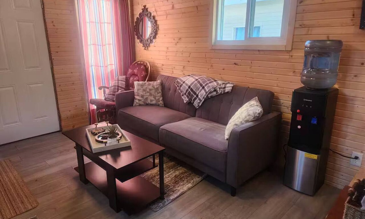 Algoma District Cabin | On the water- 2 Min walk to public beach, firepits