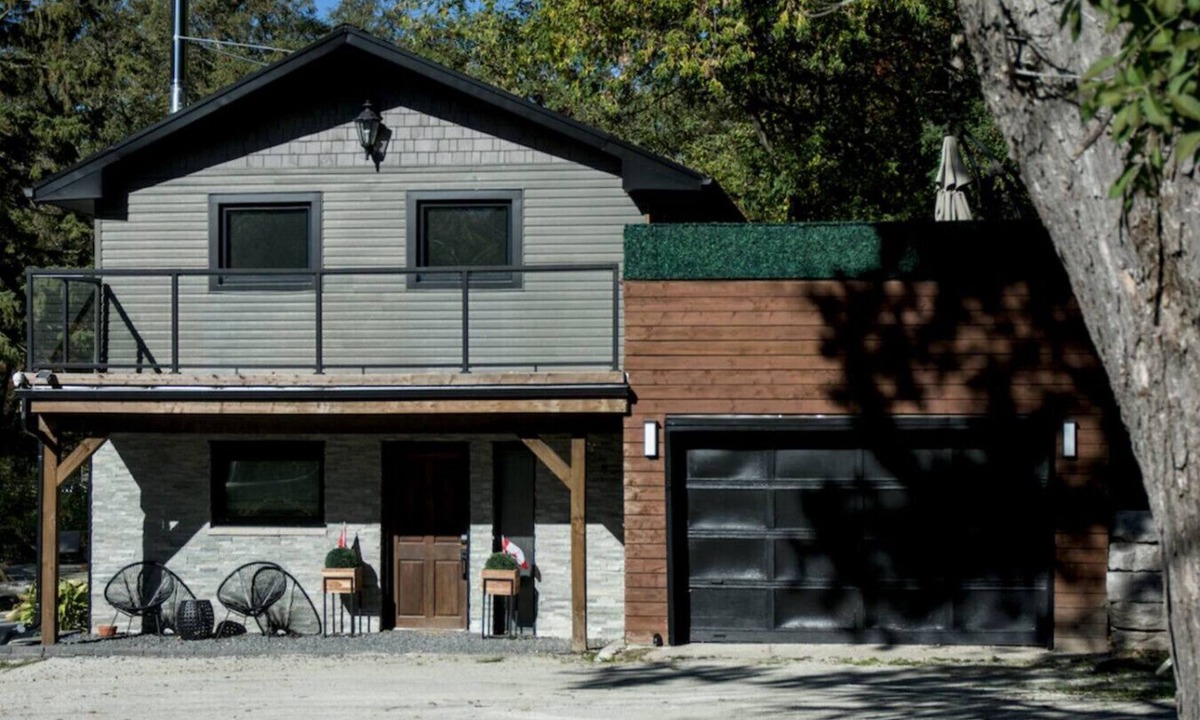 Collingwood House | One Estate, 2 Chalets | 3 Private Riverside Acres - Hot Tub, Firepits, BBQ