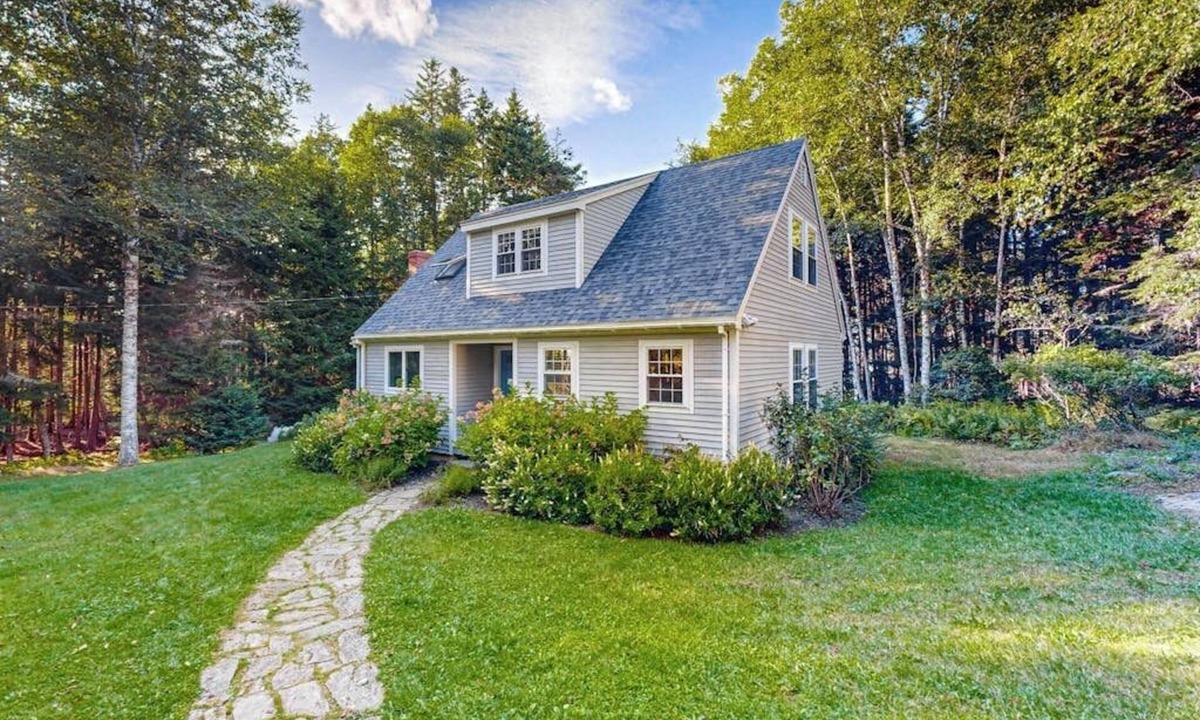 Port Clyde House | Open and spacious riverfront retreat, dog-friendly