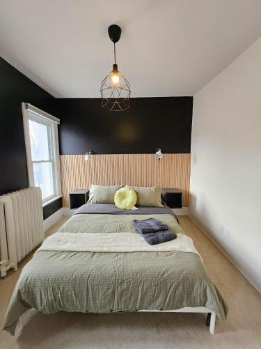 Sandy Hill Apartment | Ottawa Downtown Cozy Guesthouse
