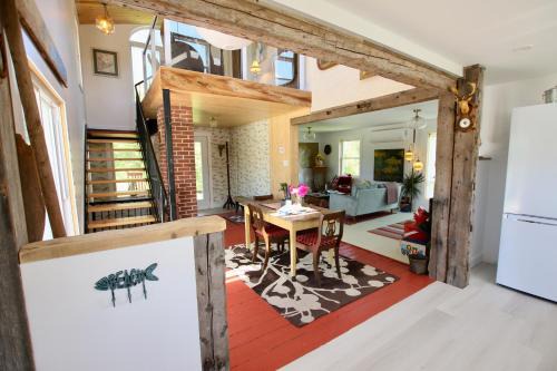 Grand Tracadie House | Oyster Shell Cottage