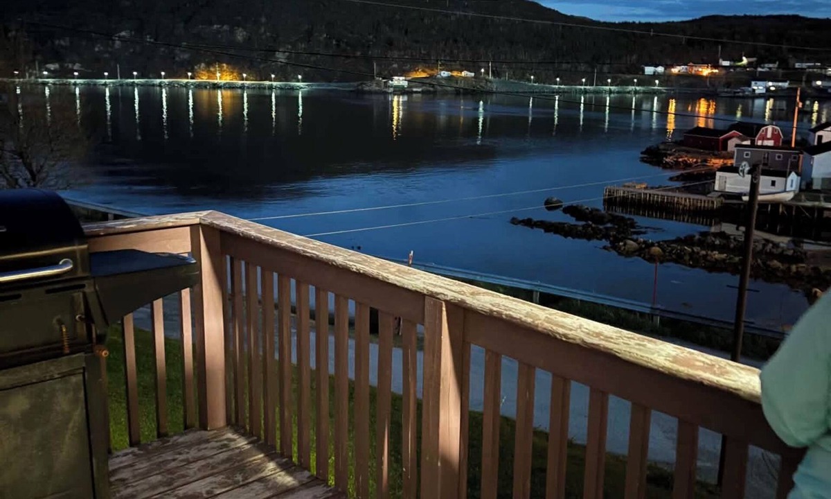 St. Anthony House | Peaceful 2-bedroom house with beautiful view in Saint Anthony