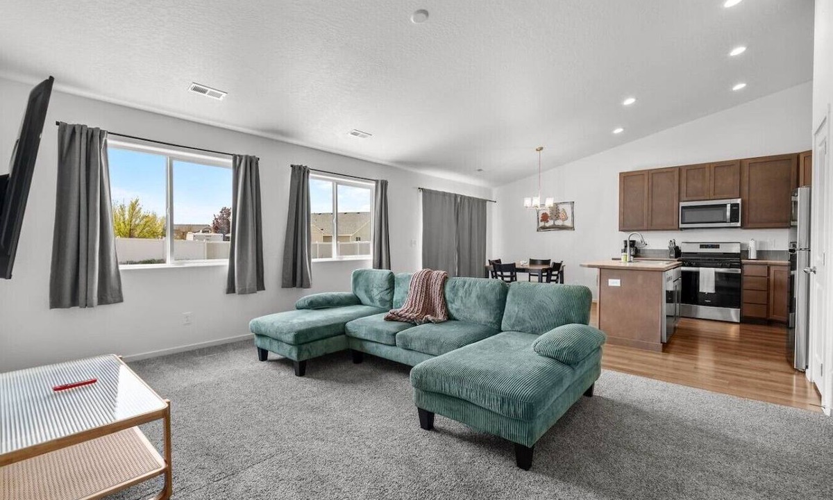 Spokane House | Peaceful Oasis NEW! | Close to Airport!