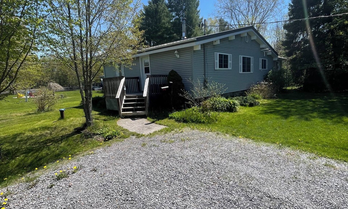 Tweed Cottage | Peaceful riverside cottage-Tranquil views & private outdoor space