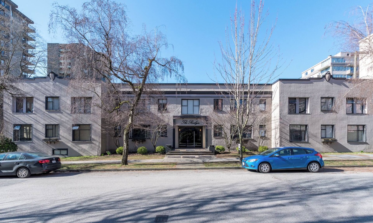 Downtown Vancouver Apartment | Pet Allowed Furnished 2 Bedroom @ 935 Jervis