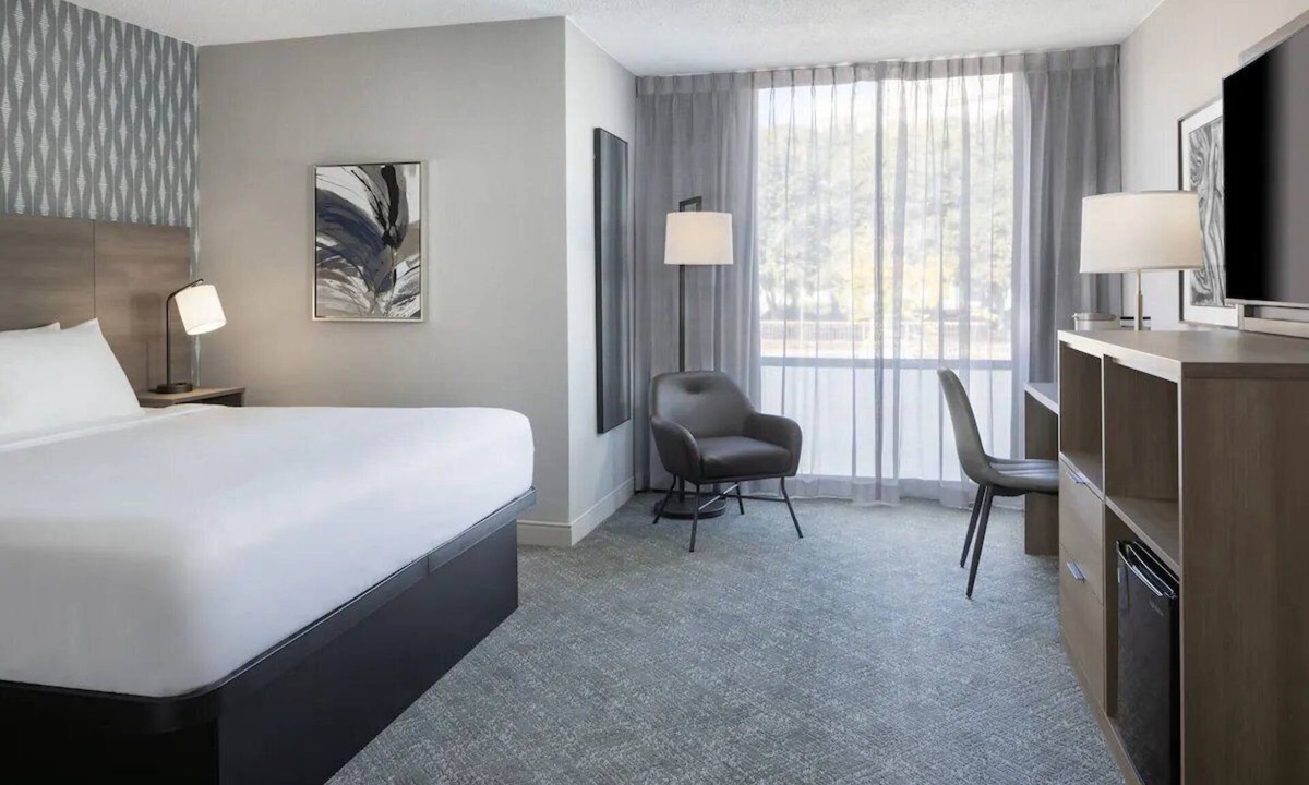 Prudential - St. Botolph Hotel | Pet-Friendly Stay in Boston near Copley Square & Hynes-0.6 mile | Free Breakfast