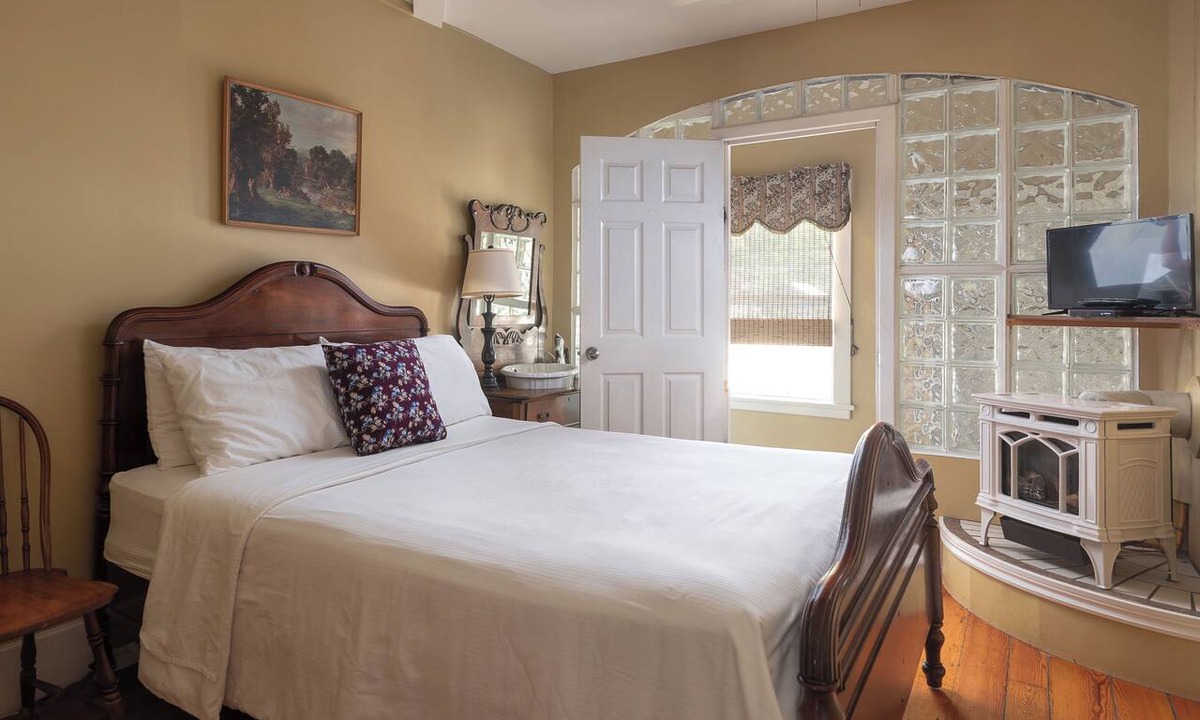 Port Albert Bed & Breakfast | Port Albert Inn